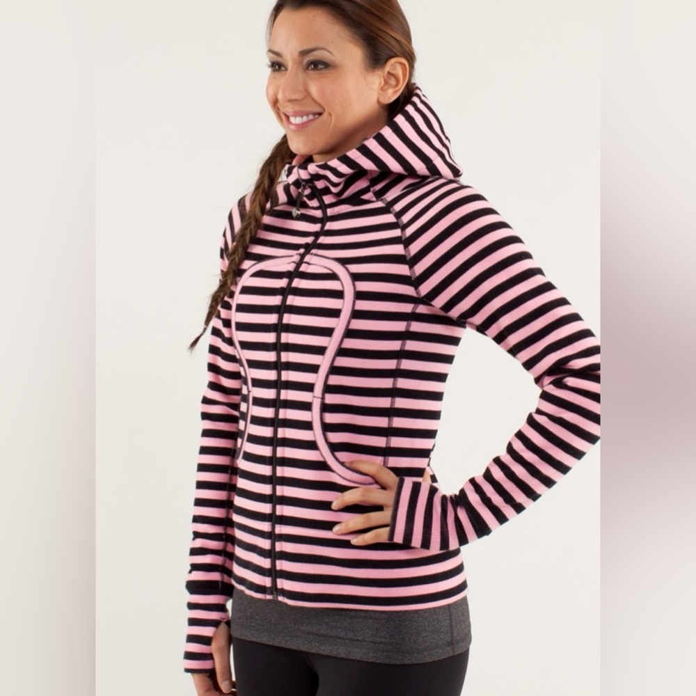 499. Lululemon Scuba Hoodie